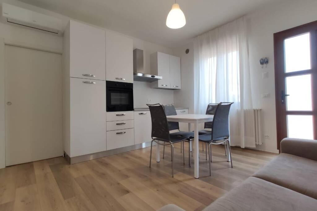 Appartamento DELTA D Piazza Marina- 50 MT dal mare - JESOLO Esterno foto